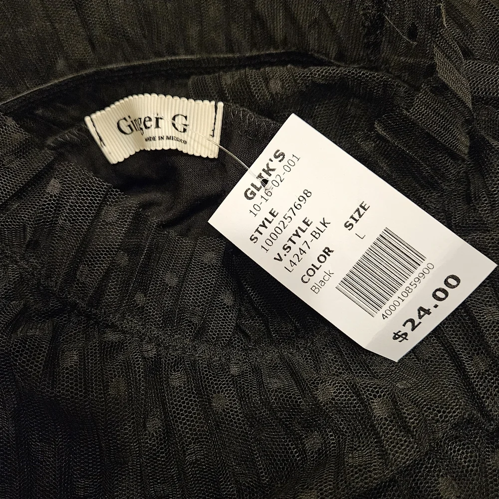 NWT - Ginger G Black Lace Top - Picture 5 of 7